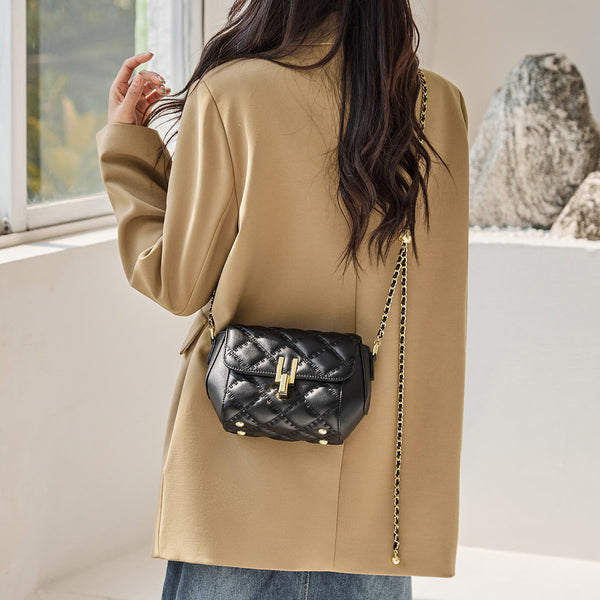 Quilted Leather Chain Crossbody Bag