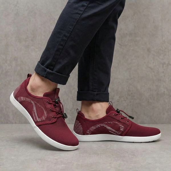 Low-Top Mesh Sneakers for Men – Breathable & Lightweight Comfort