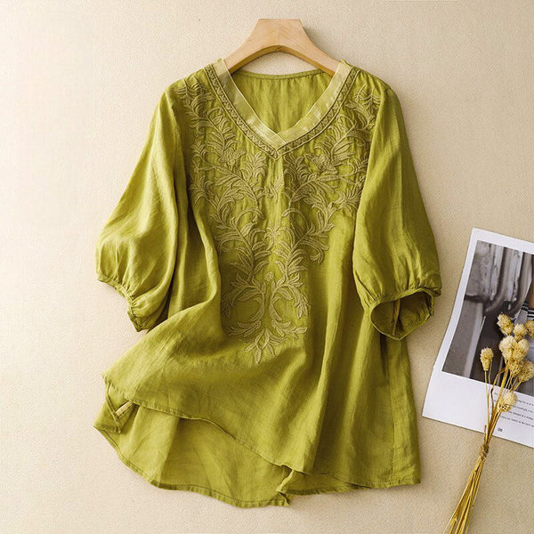 Embroidered High-Low Hem Relaxed Fit Blouse for Women – Stylish Casual Comfort