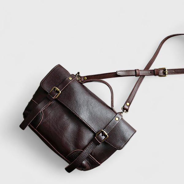 ベジタブルタンニン革ダンプリングバッグ