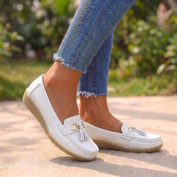 Orthopedic Slip-On Moccasins for Women – Comfortable Support & Style