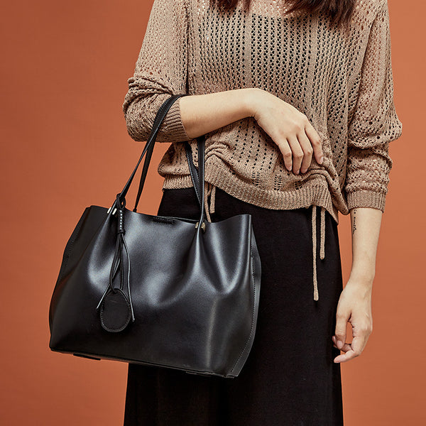 Large Capacity Cowhide Shoulder Tote with Pouch