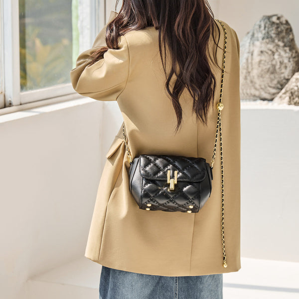 Quilted Leather Chain Crossbody Bag