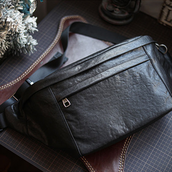 Men's Cowhide Vintage Crossbody Messenger Bag