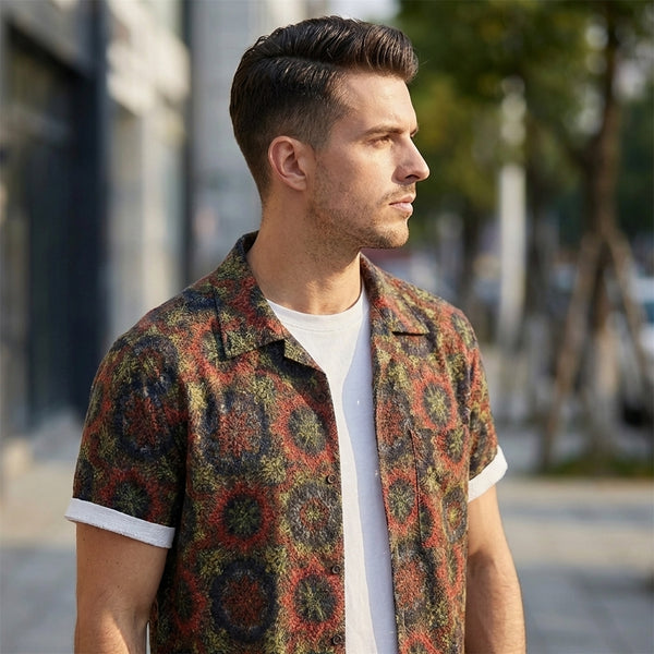 Relaxed Fit Geometric Short Sleeve Button-Up Shirt for Men – Stylish Casual Comfort